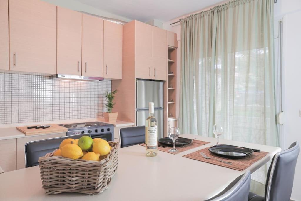 5 Min From Papageorgiou Free Indoor Parking Thessaloniki
